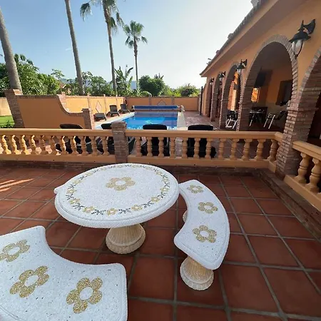 Villa Mandolyn