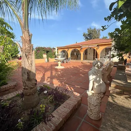 Villa Mandolyn
